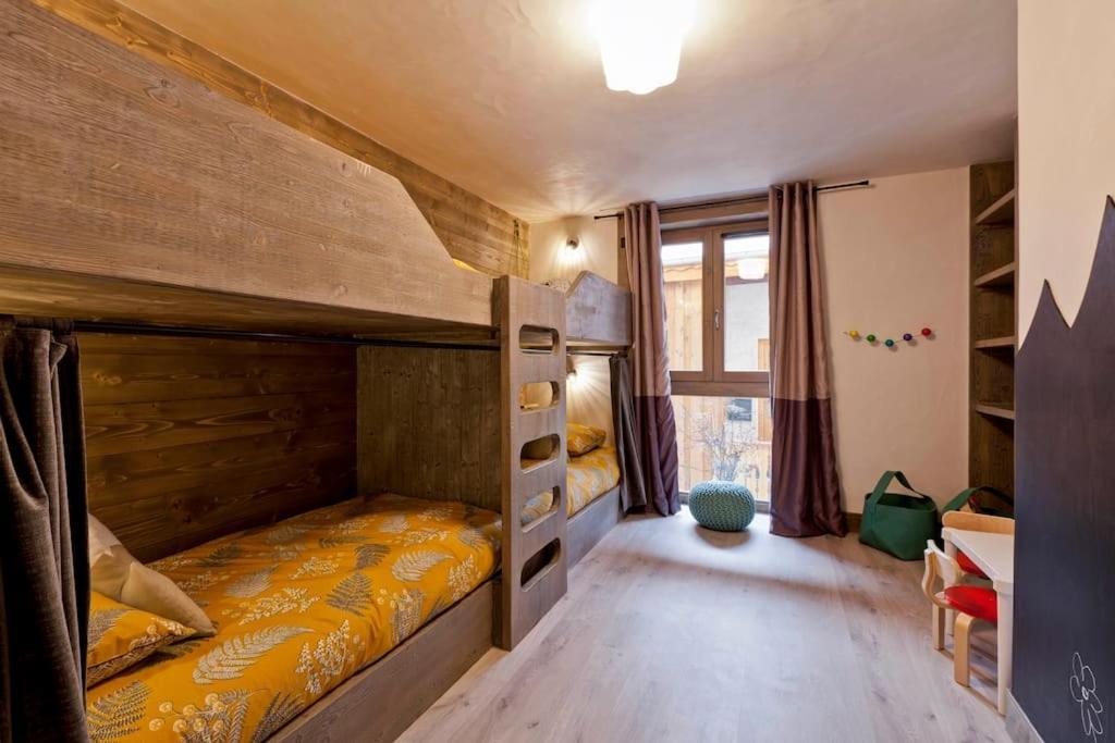 10 Personnes Proche Pistes Et Commerces Belle Vue *